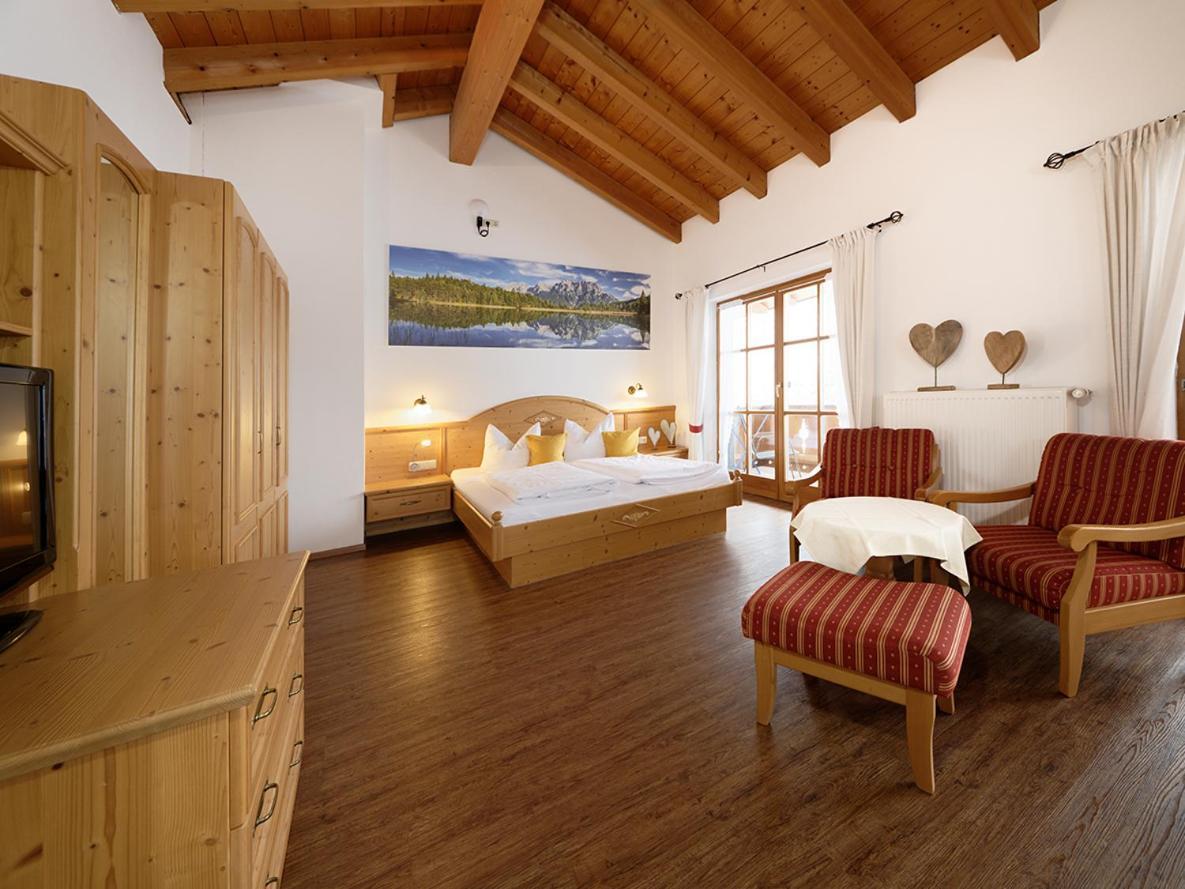 Gaestehaus Bernhard Krün Zewnętrze zdjęcie